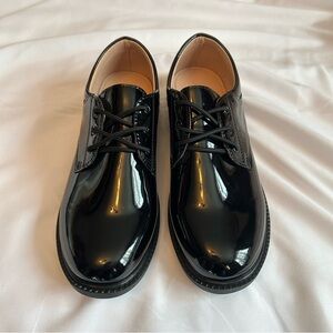 Brand new men’s dress shoes size 7